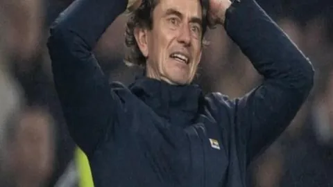 何卓佳业余热衷“养生”，坚信健康基础助事业腾飞